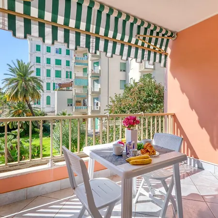 Apartment Imperiale Bilocale - Happy Sanremo